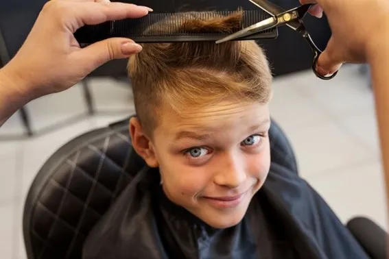 Cortes de Cabelo Infantil na Mooca: Transformando Sorrisos em Estilo Cortes de Cabelo Infantil na Mooca: Transformando Sorrisos em Estilo