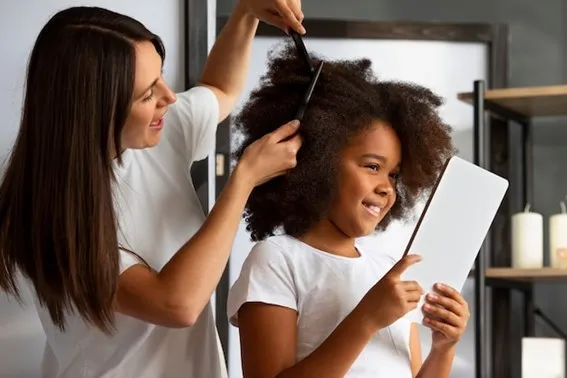 A Experiência de Corte de Cabelo Infantil Crespo enquanto se Diverte: O Que a Corte Kids Oferece A Experiência de Corte de Cabelo Infantil Crespo enquanto se Diverte: O Que a Corte Kids Oferece
