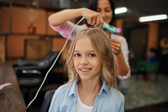 O Encanto da Beleza: Descubra o Mundo do Salão de Beleza da Corte Kids