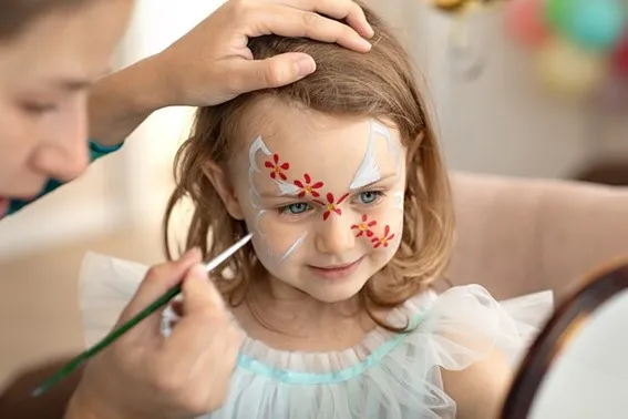 Descubra o Encanto da Corte Kids: Seu Salão de Beleza Infantil Especializado Descubra o Encanto da Corte Kids: Seu Salão de Beleza Infantil Especializado