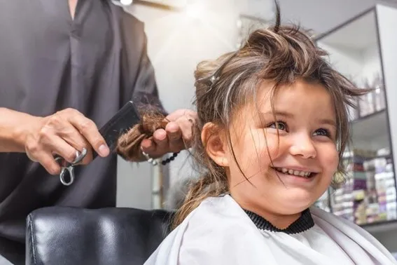 Cabeleireiro Infantil Feminino na Corte Kids: Cuidando do Visual e da Autoestima das Princesas Cabeleireiro Infantil Feminino na Corte Kids: Cuidando do Visual e da Autoestima das Princesas