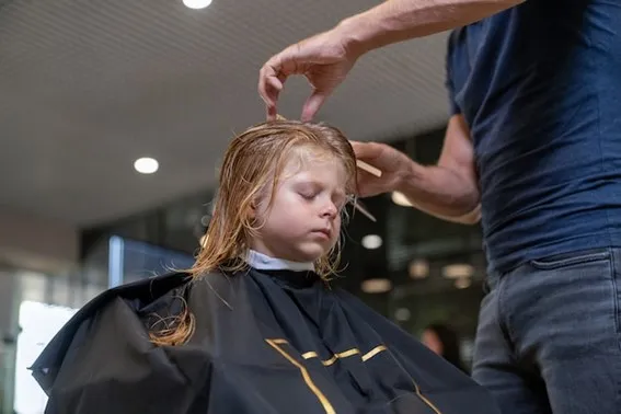 Descubra a Magia da Corte Kids: Seu Salão de Cabeleireiro Infantil na Mooca